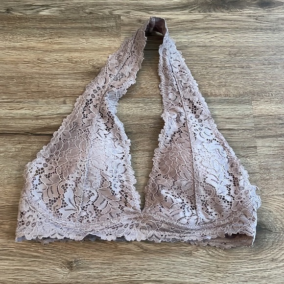 Marilyn Monroe Other - Marilyn Monroe Purple Lace Halter Bralette with Removable Pads